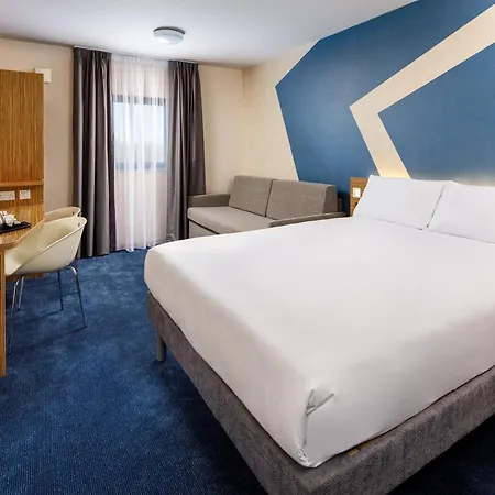 Ibis Budget London Heathrow Terminal 5-2